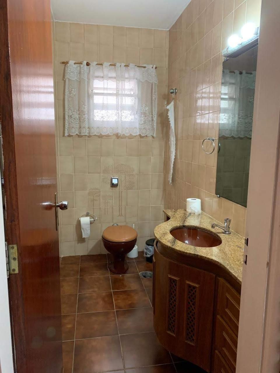 Holiday home 4 Suites, Ar Cond Tv, Internet, Piscina,150 Mts Praia! Aceitamos Pet!